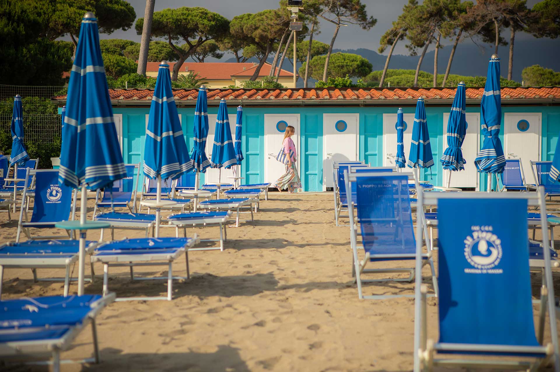 La spiaggia convenzionata di Lilly Pineta per gli ospiti delle maisonette e bungalow.